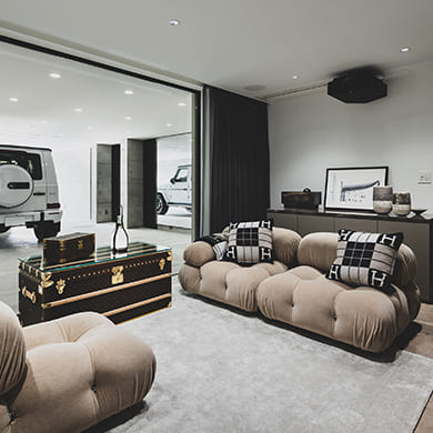 Interior & Art